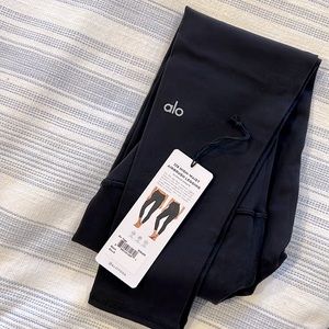 Alo yoga leggings